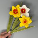 felted_daffodils_kit_sq